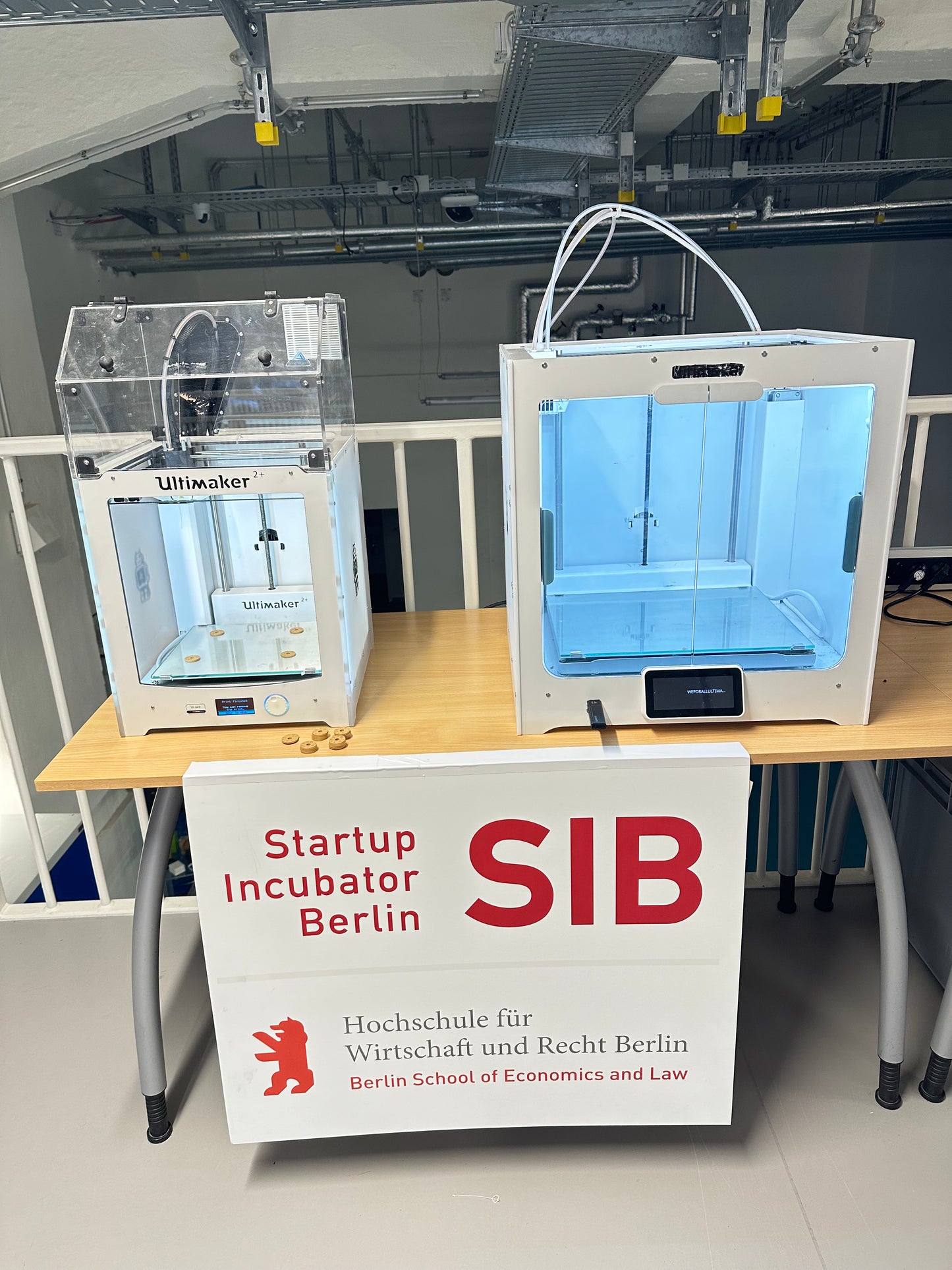 3D-Drucker FDM mit Material buchen