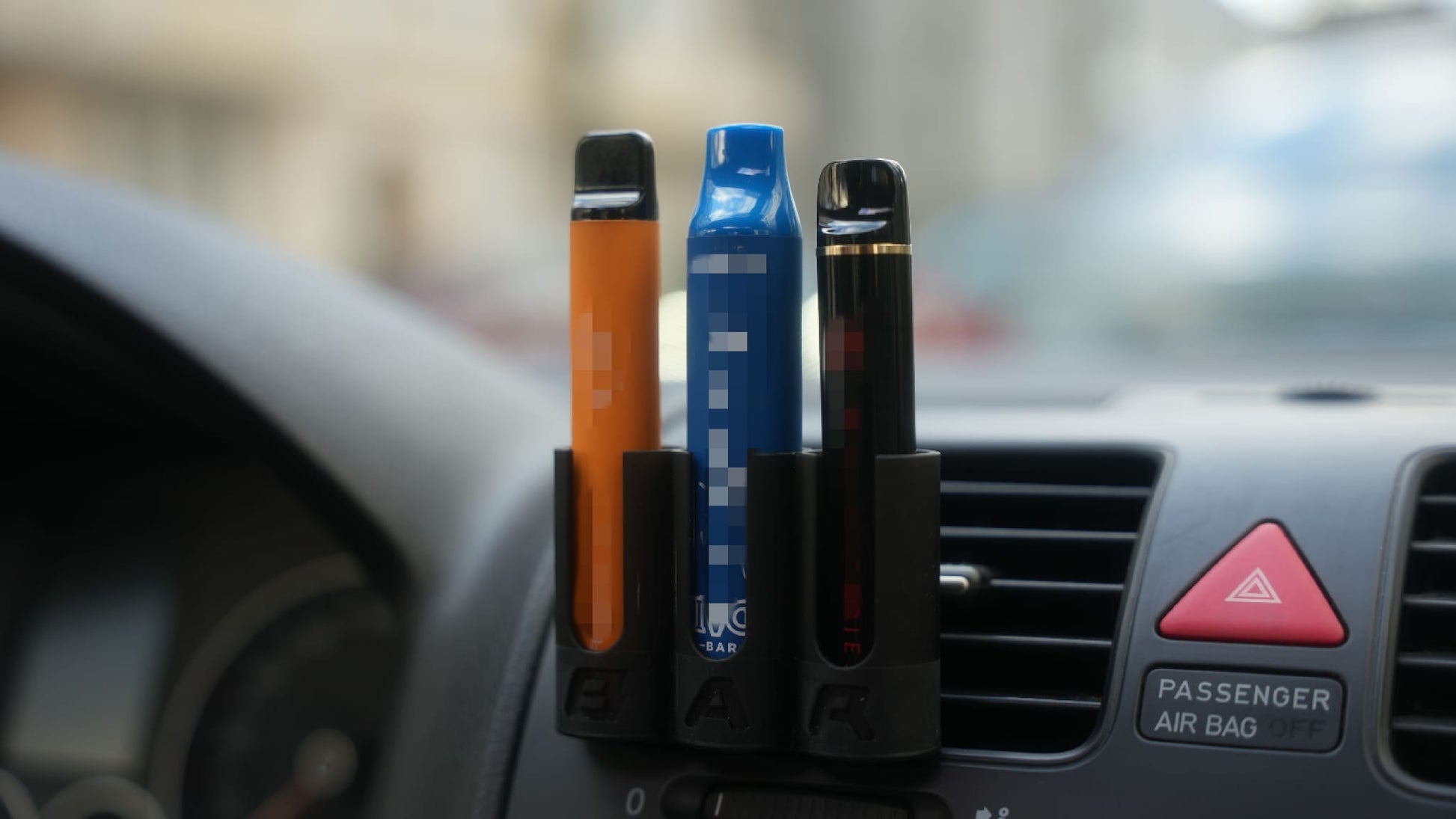 Vape Halter Auto Konfigurierbarer Vape-Halter WE4ALL-Shop ULROAD Einsatz Getrnkehalter kompatibel mit Elfbar Auto PKW LKW Getrnkehaltereinsatz fr e-Zigarette E-Shisha Autohalter eZigarette Autohalterung Halter Halterung Zubehr Verdampfer schwarz ... Vape Halter Auto Konfigurierbarer Vape-Halter WE4ALL-Shop ULROAD Einsatz Getrnkehalter kompatibel mit Elfbar Auto PKW LKW Getrnkehaltereinsatz fr e-Zigarette E-Shisha Autohalter eZigarette Autohalterung Halter Halterung Zubehr Verdampfer schwarz ...